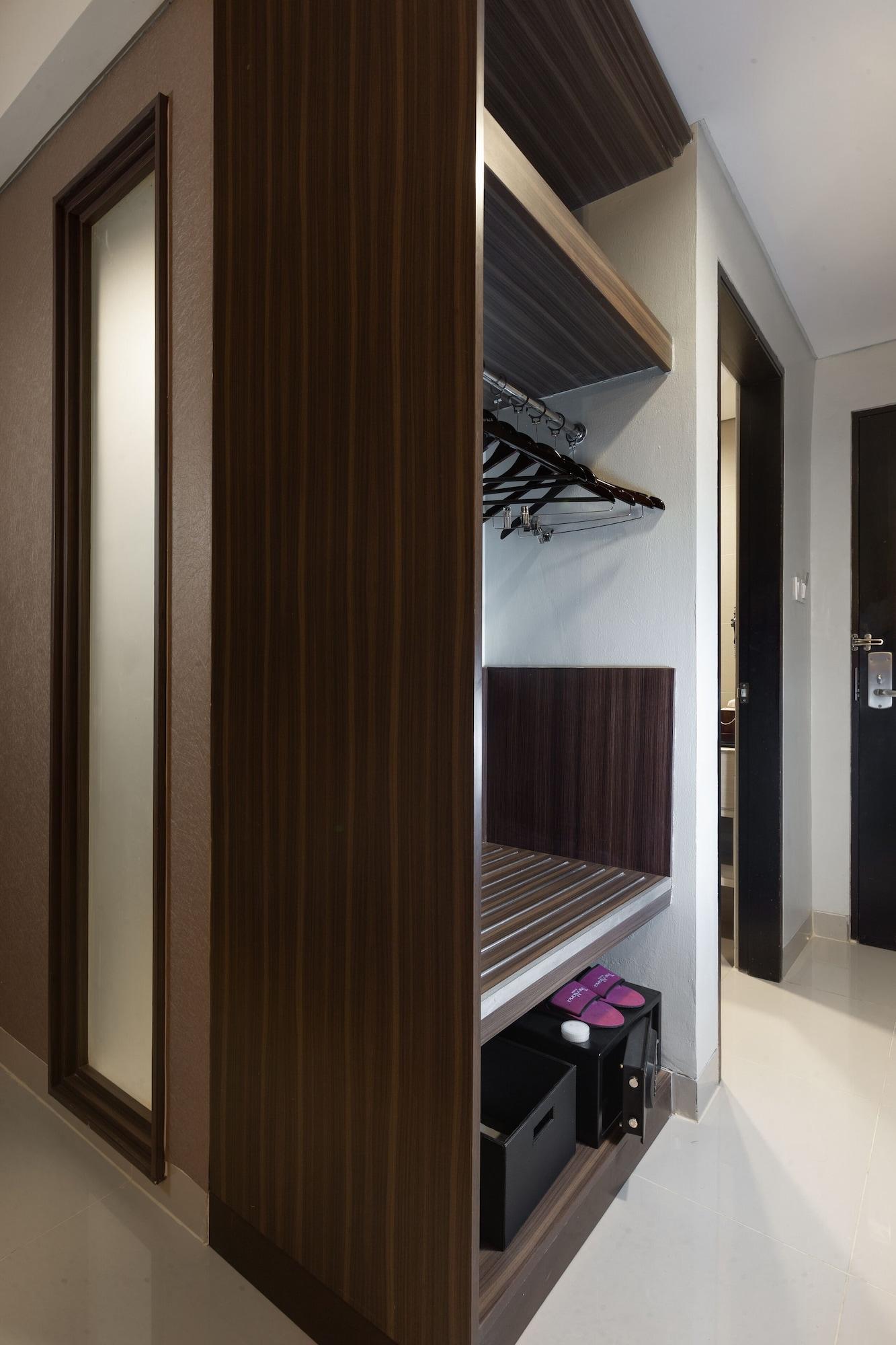 The Alana Hotel & Conference Center Malioboro Yogyakarta By Aston Exterior photo