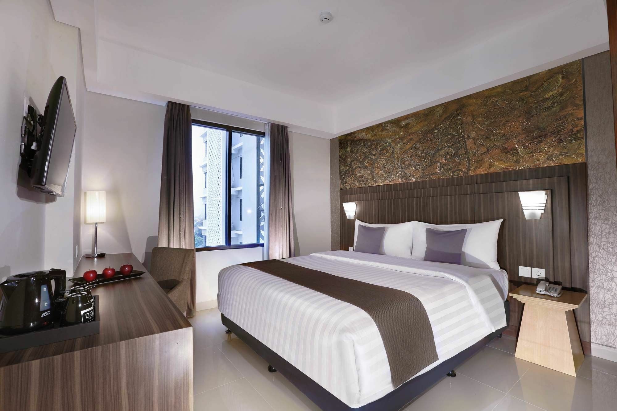 The Alana Hotel & Conference Center Malioboro Yogyakarta By Aston Exterior photo